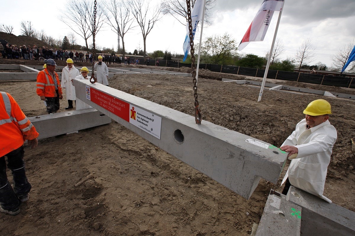 Aannemer bouw 23 eengezinswoningen in de Wielewaal