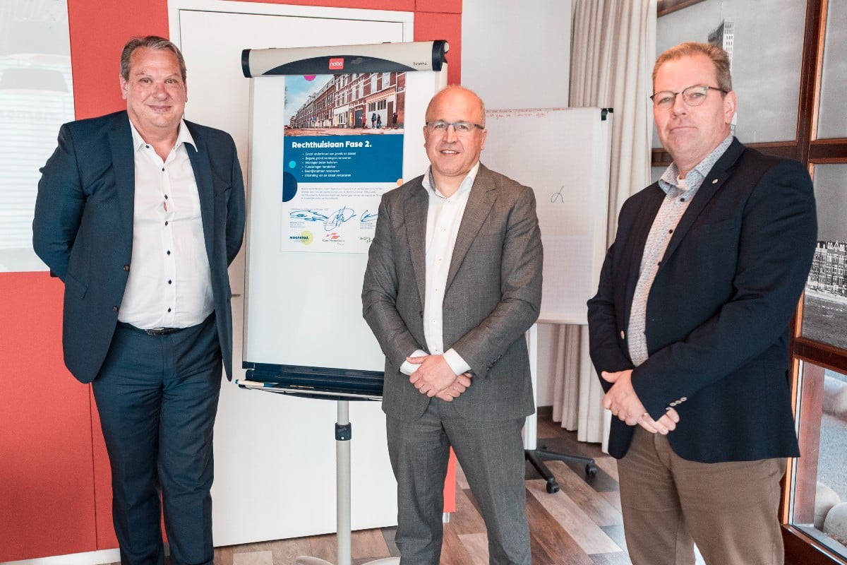 Groepsfoto ondertekening Fase 2 Rechthuislaan