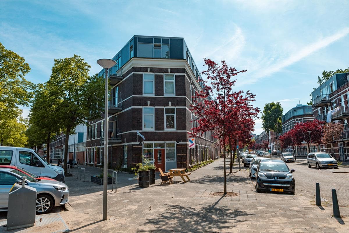 Exterieur voorgevel van de Sportkantine