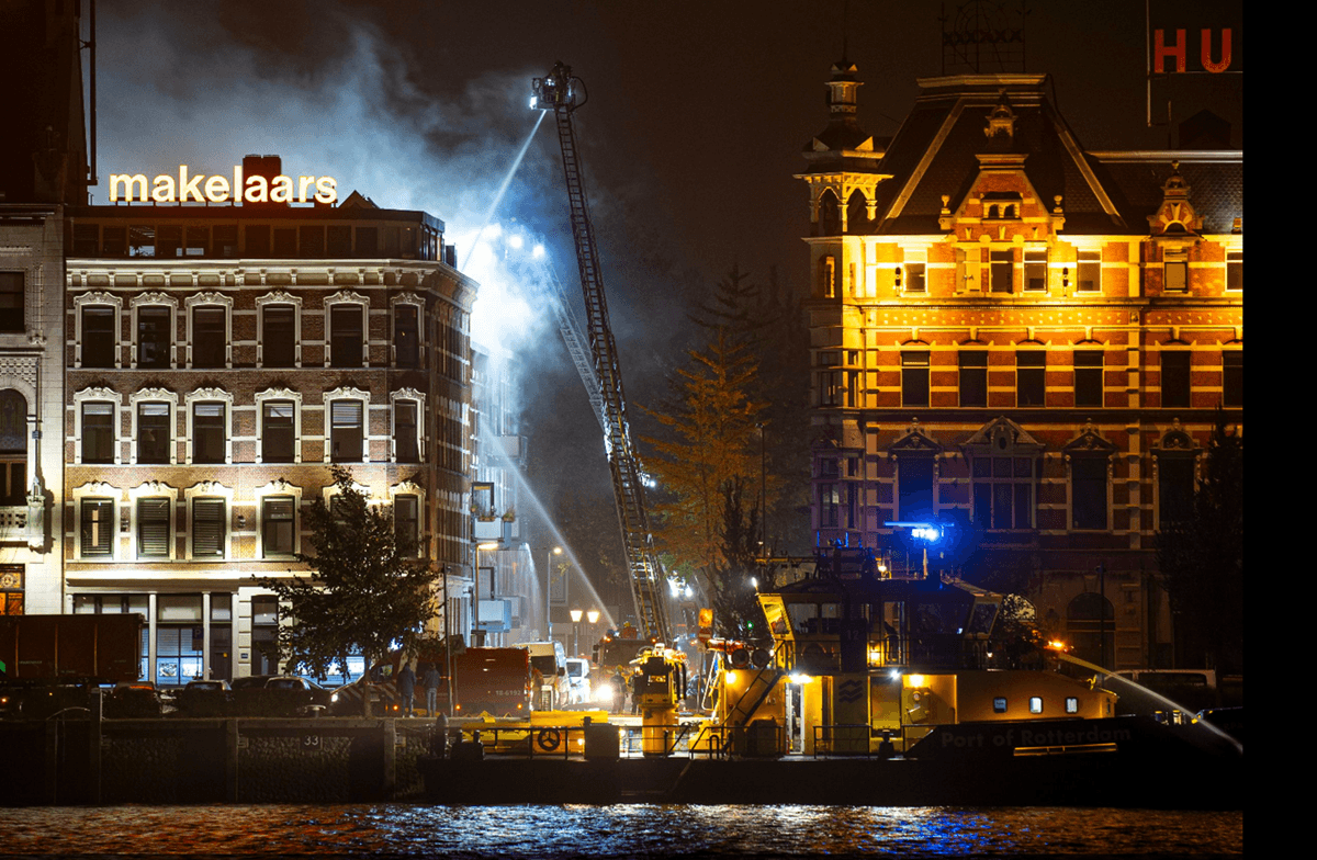 Brand aan Thorbeckestraat Noordereiland