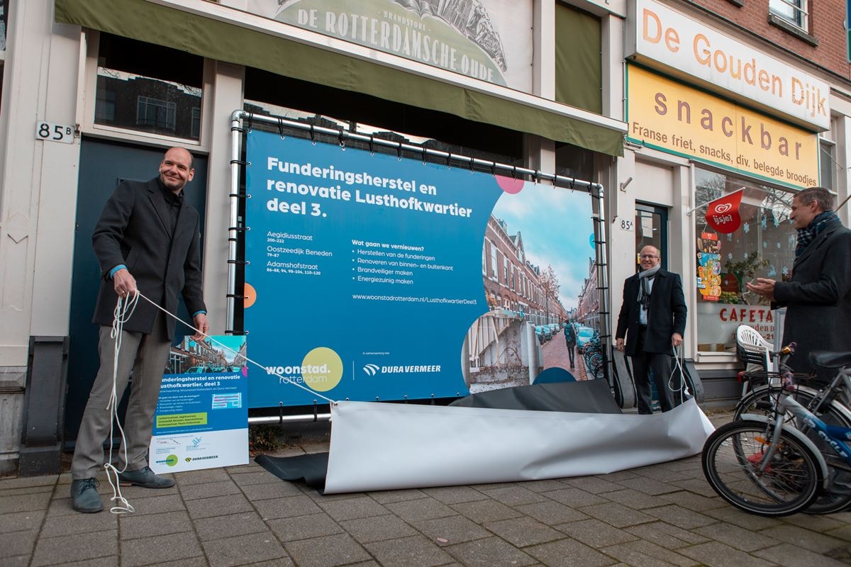 Onthulling bord fundering lusthofkwartier
