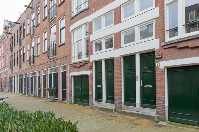 Solange en Mirko huren een vrije sector huurwoning aan de Nieuwe Crooswijkseweg van Woonstad Rotterdam