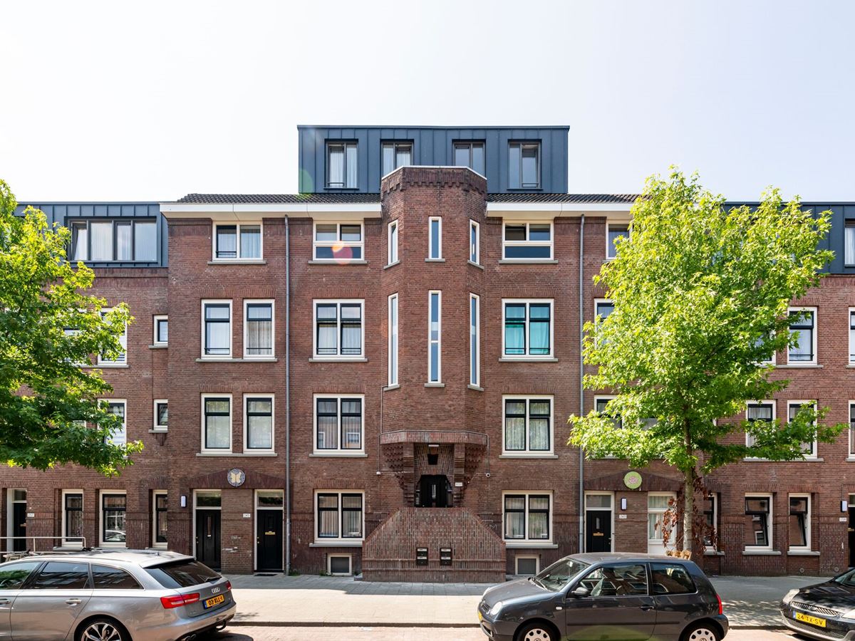 Van -Lennepstraat- opgeleverd-gevelaanzicht