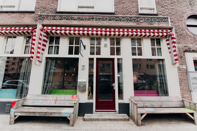 Ondernemer Floor Brouwer van Stichting Bont huurt meerdere bedrijfsruimtes van Woonstad Rotterdam